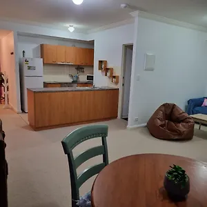 Apartment Little Monica Apartment- Spacious, Affordable &, Perth