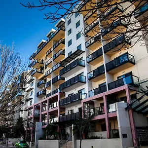 Apartment Short, Perth