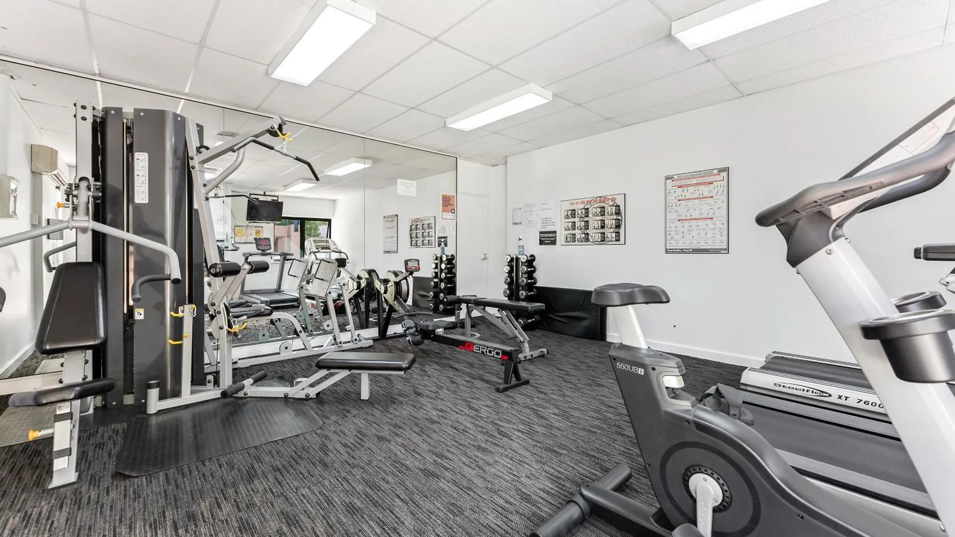 Executive Apartment, Parking, Pool In Perth